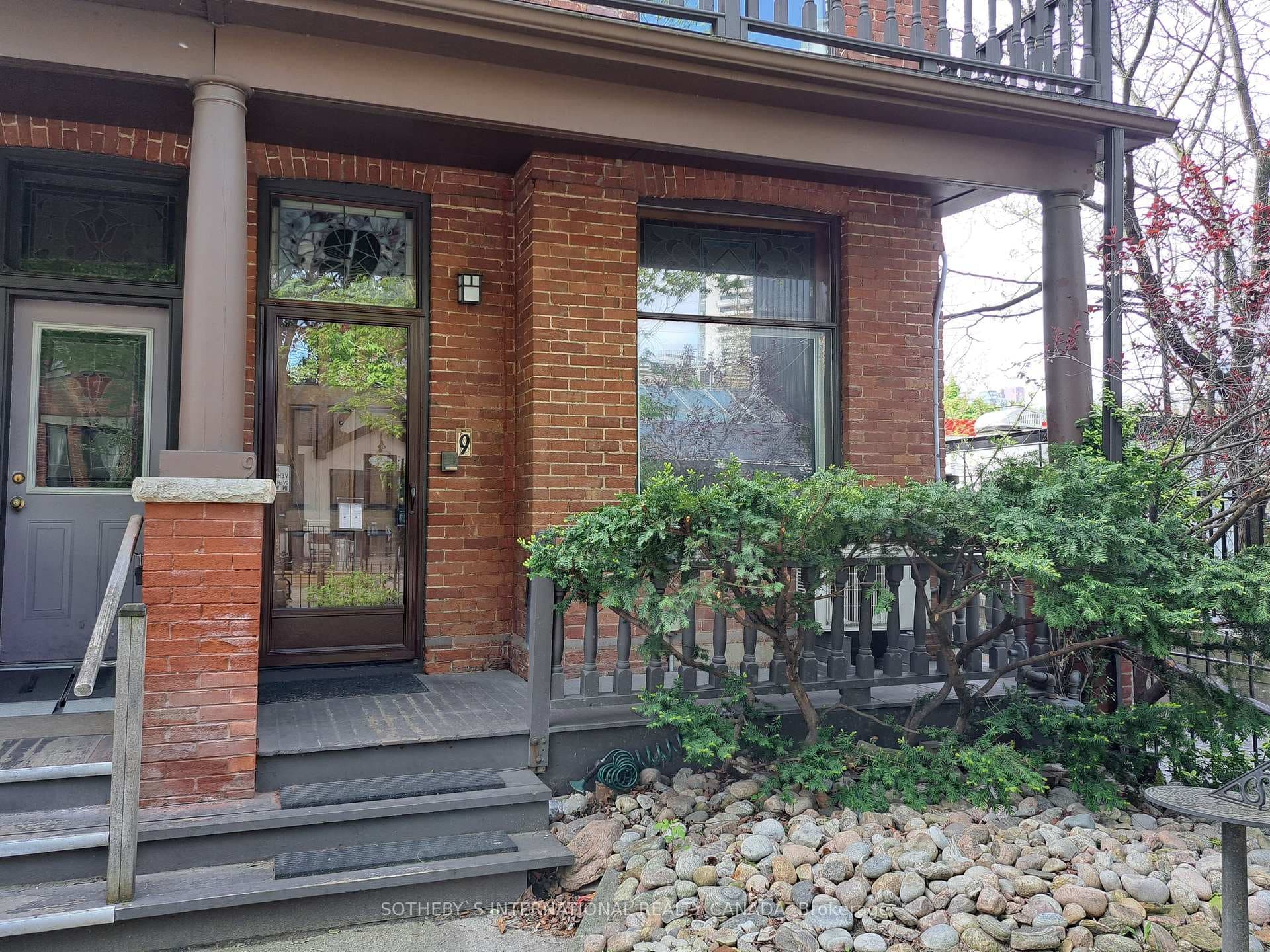 9 Amelia Street photo 2