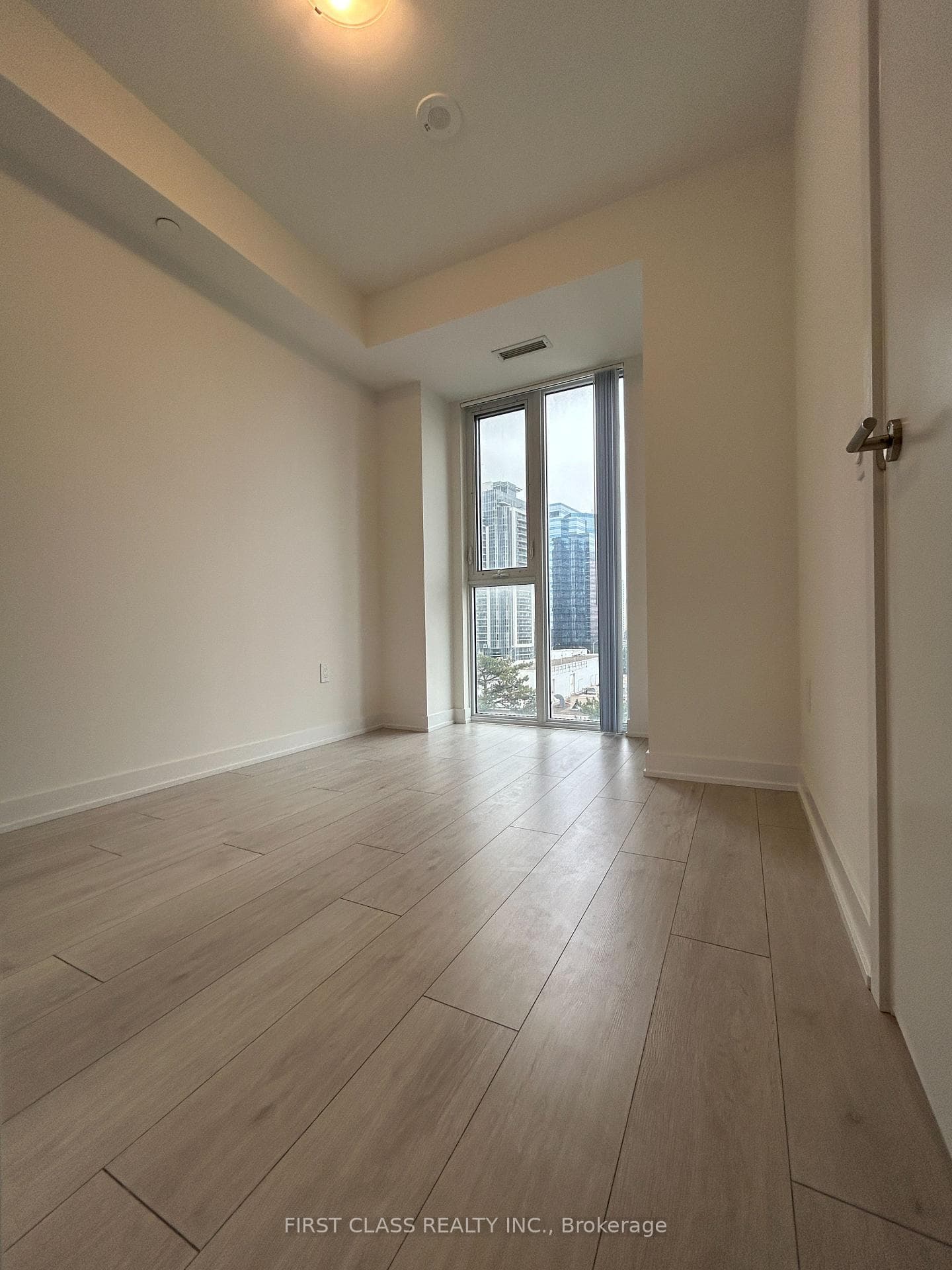 5858 Yonge St Street Unit 520 photo 26