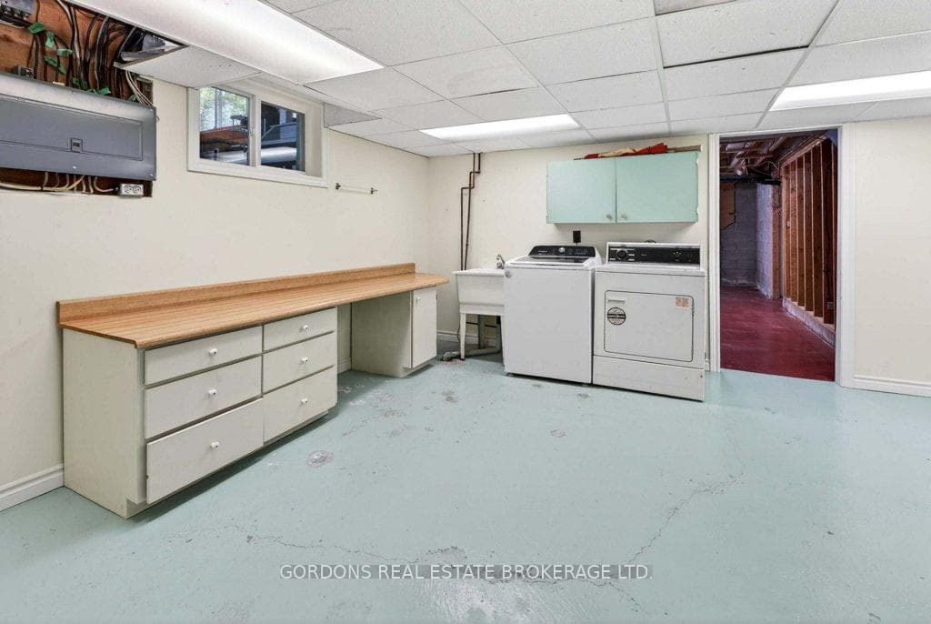 1380 Sunnyside Road photo 48