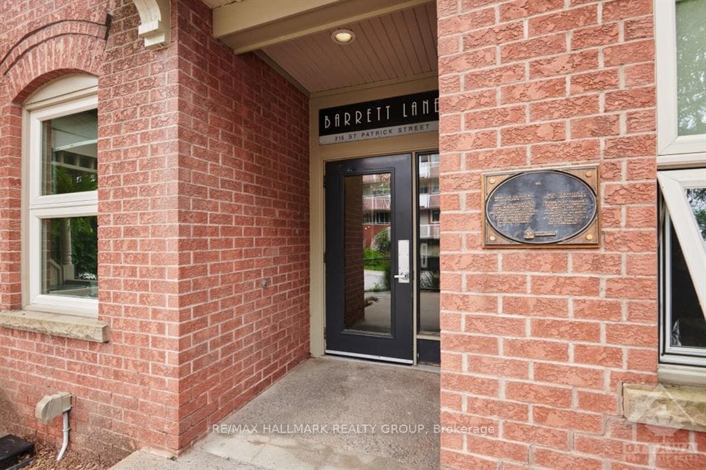 215 ST PATRICK Street Unit 18 photo 3