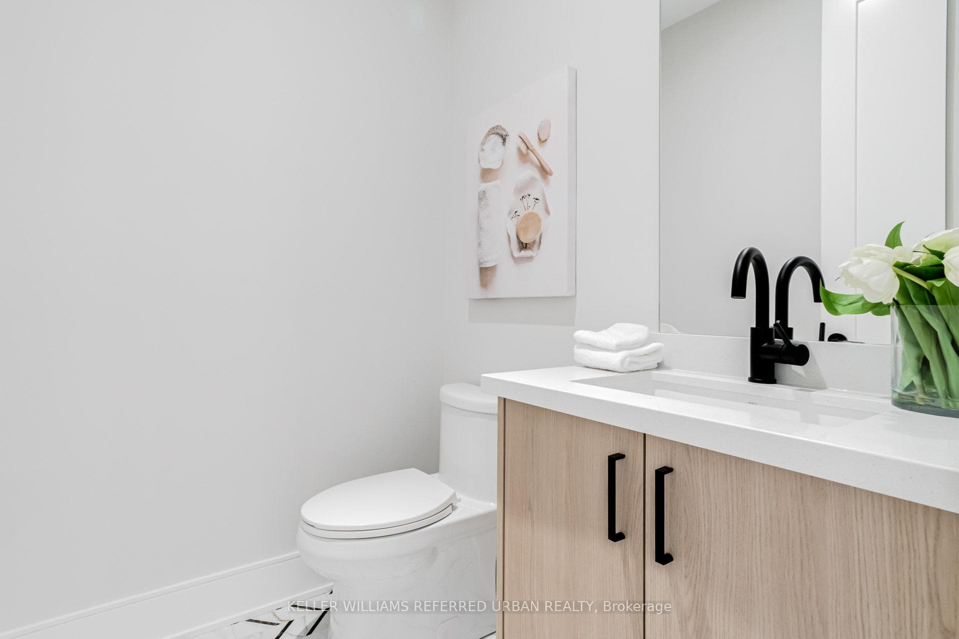 43 Benson Avenue photo 9