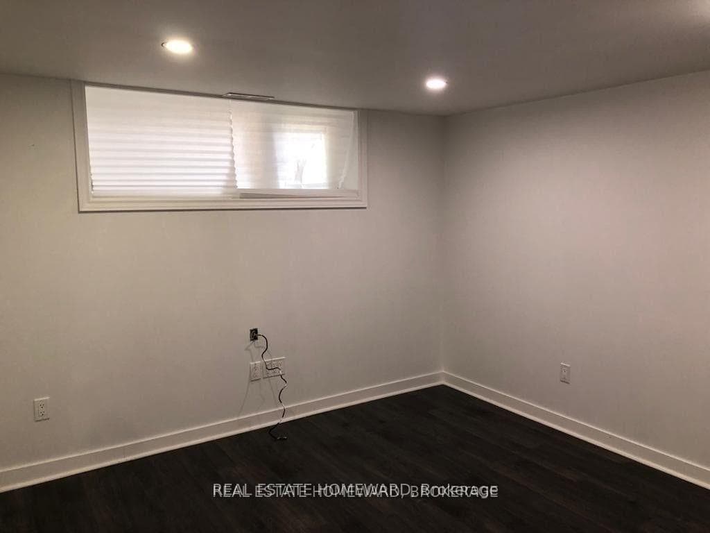 387 Sugar Maple Lane photo 9
