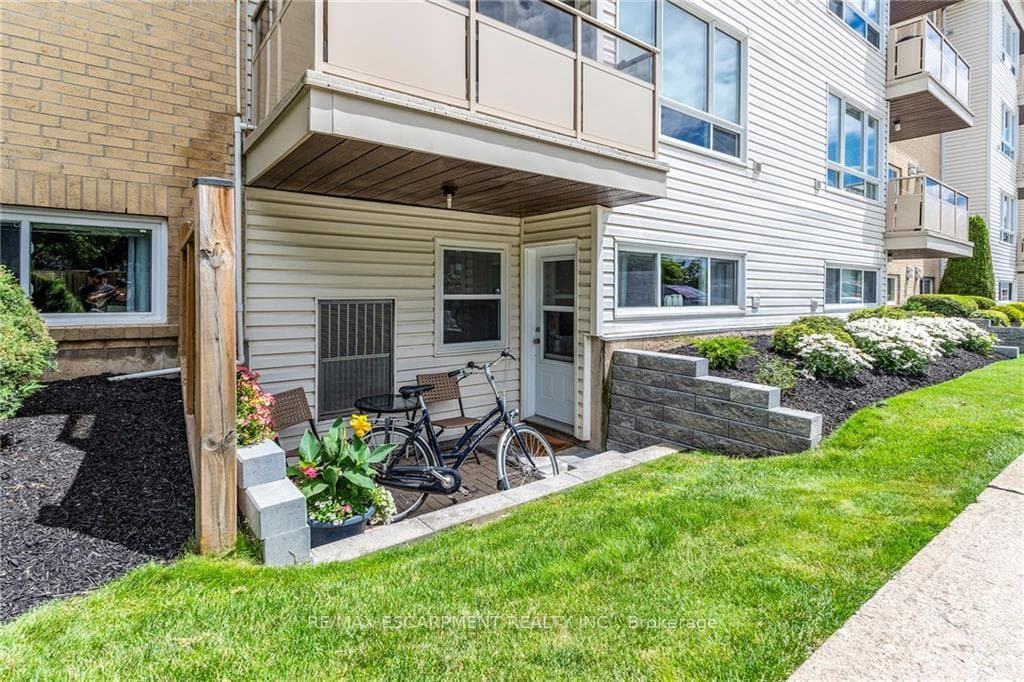 78 Roehampton Avenue Unit 116 photo 2