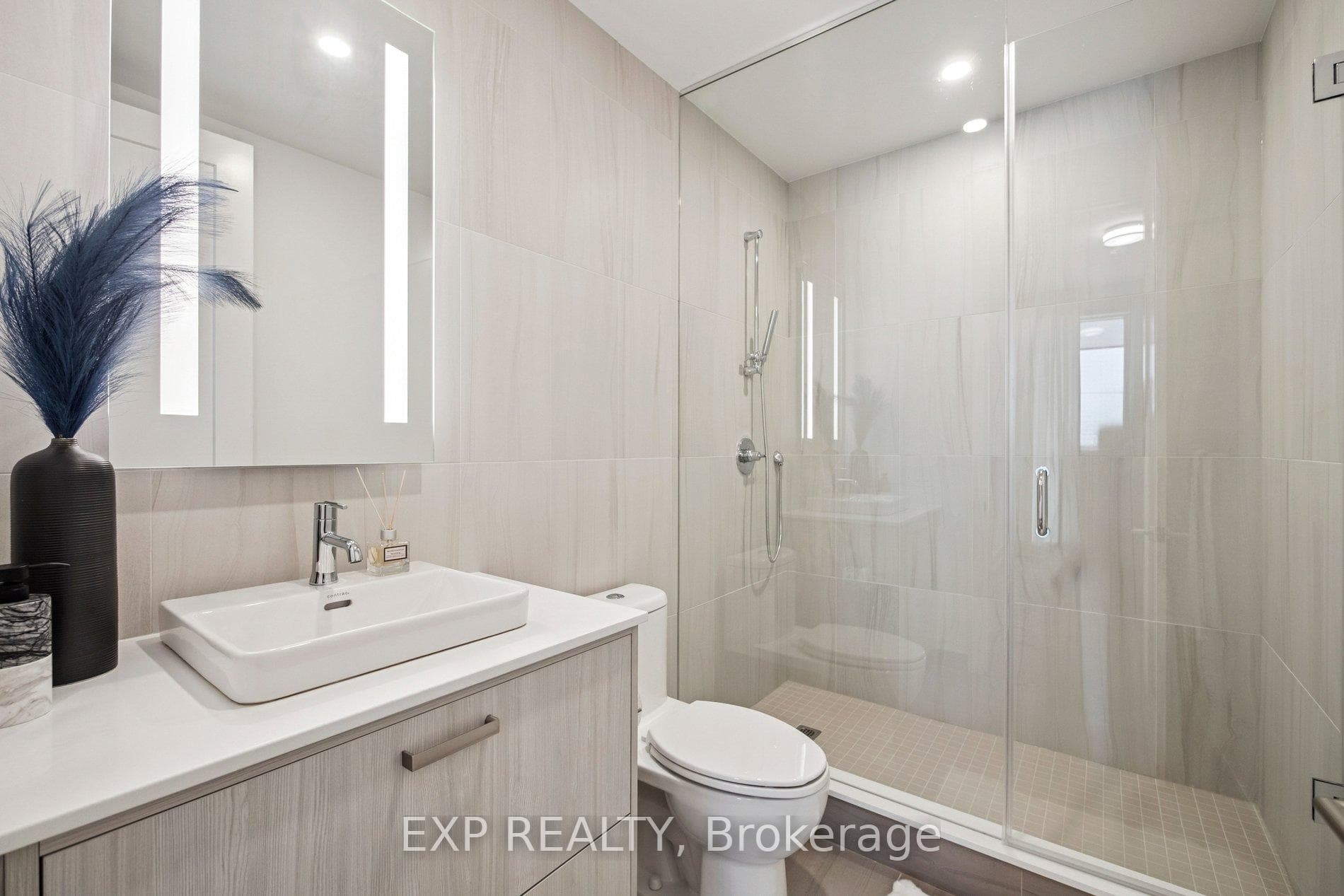 399 Royal Orchard Boulevard Unit 315 photo 21