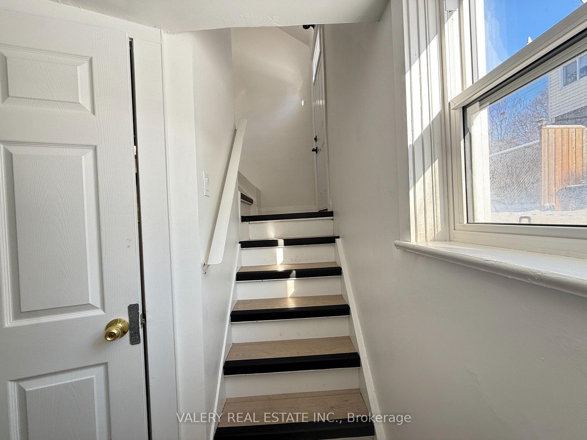 1000 Hamilton Road photo 18