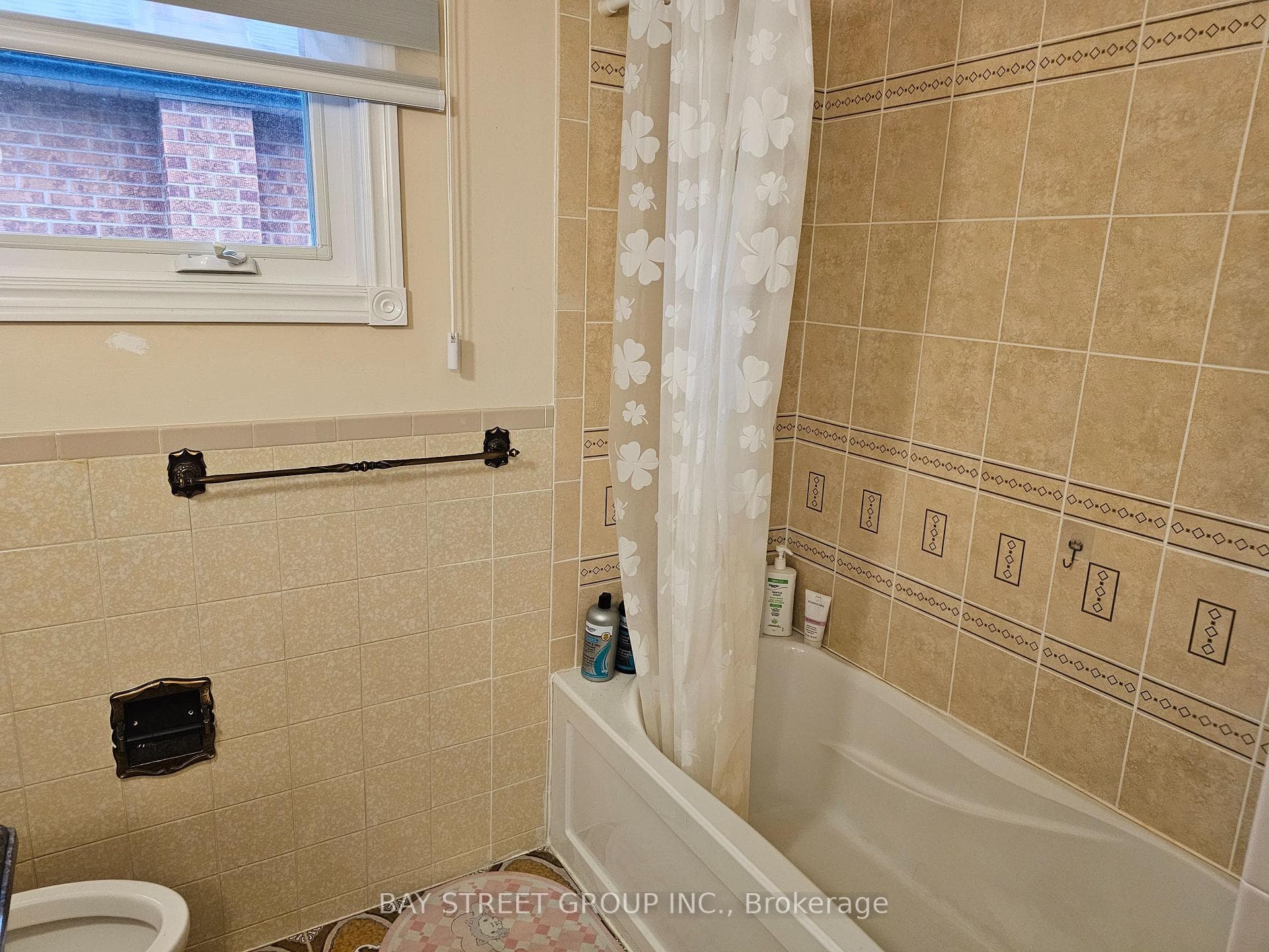 29 Elmartin Drive photo 5