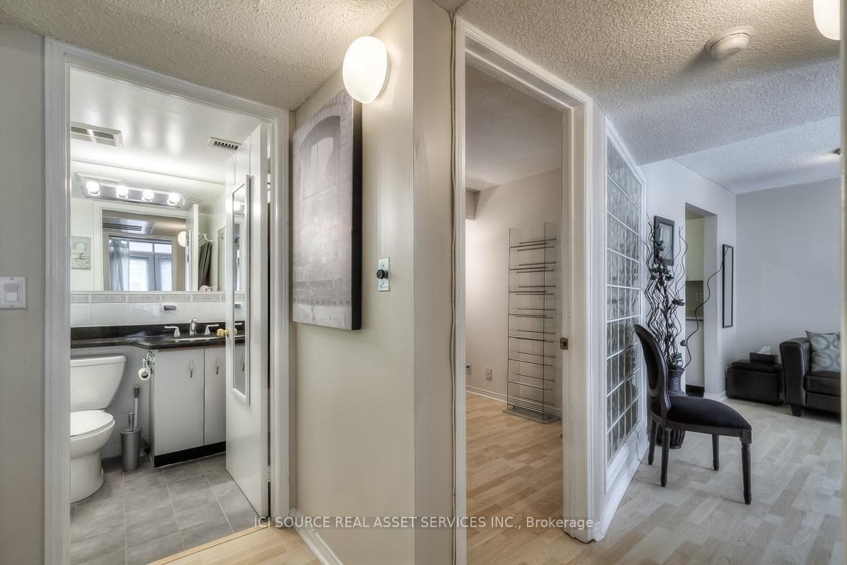 106 Redpath Avenue Unit 18 photo 7
