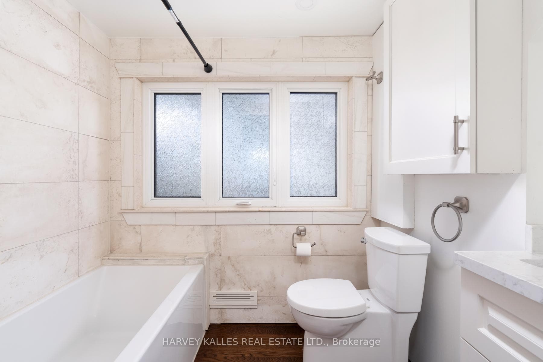 104 Lauder Avenue photo 34