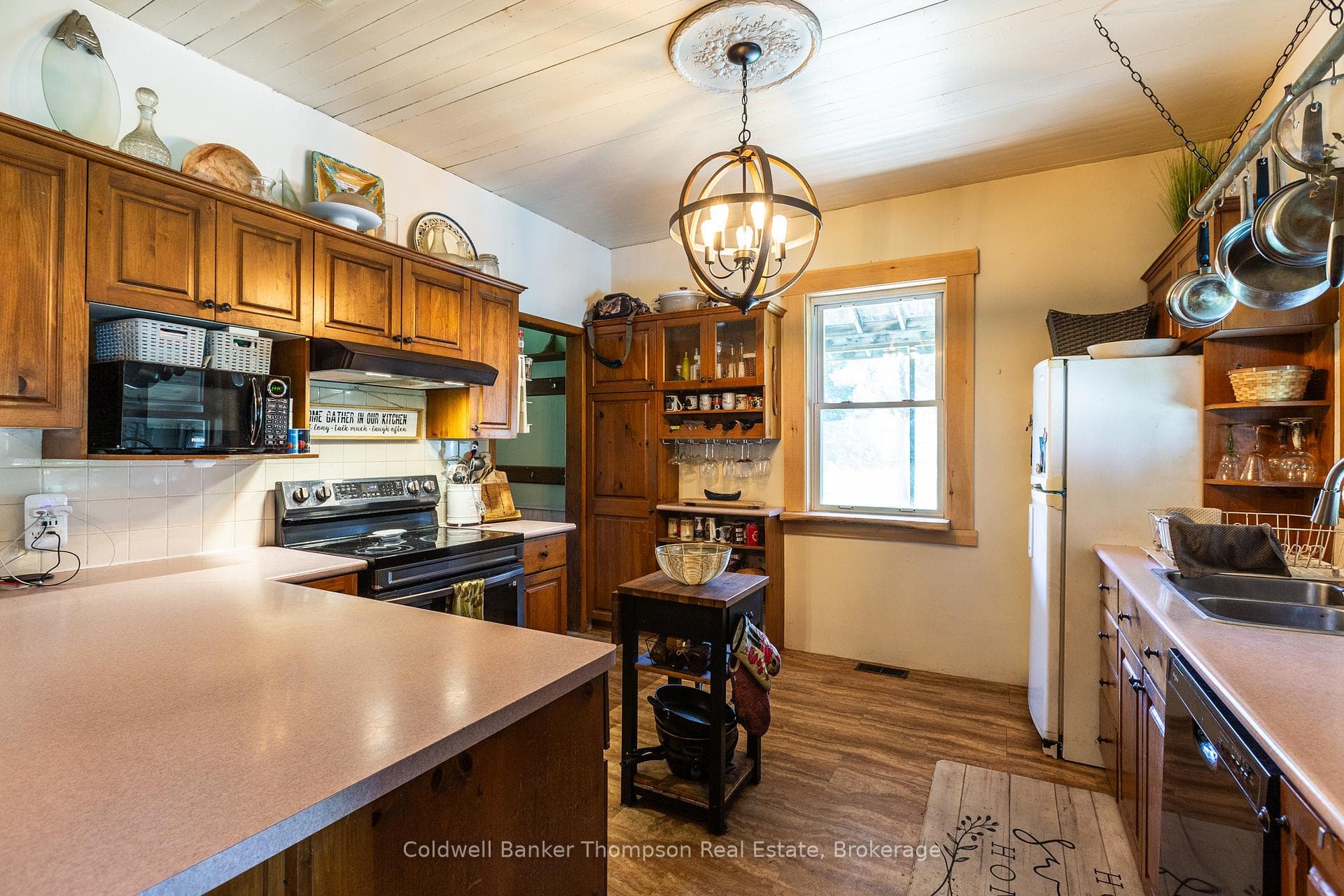 421 Lindgren Road photo 14