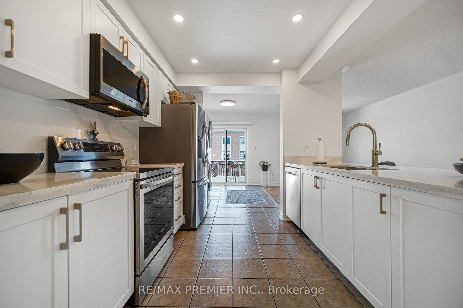 60 Del Francesco Way Unit Main photo 14