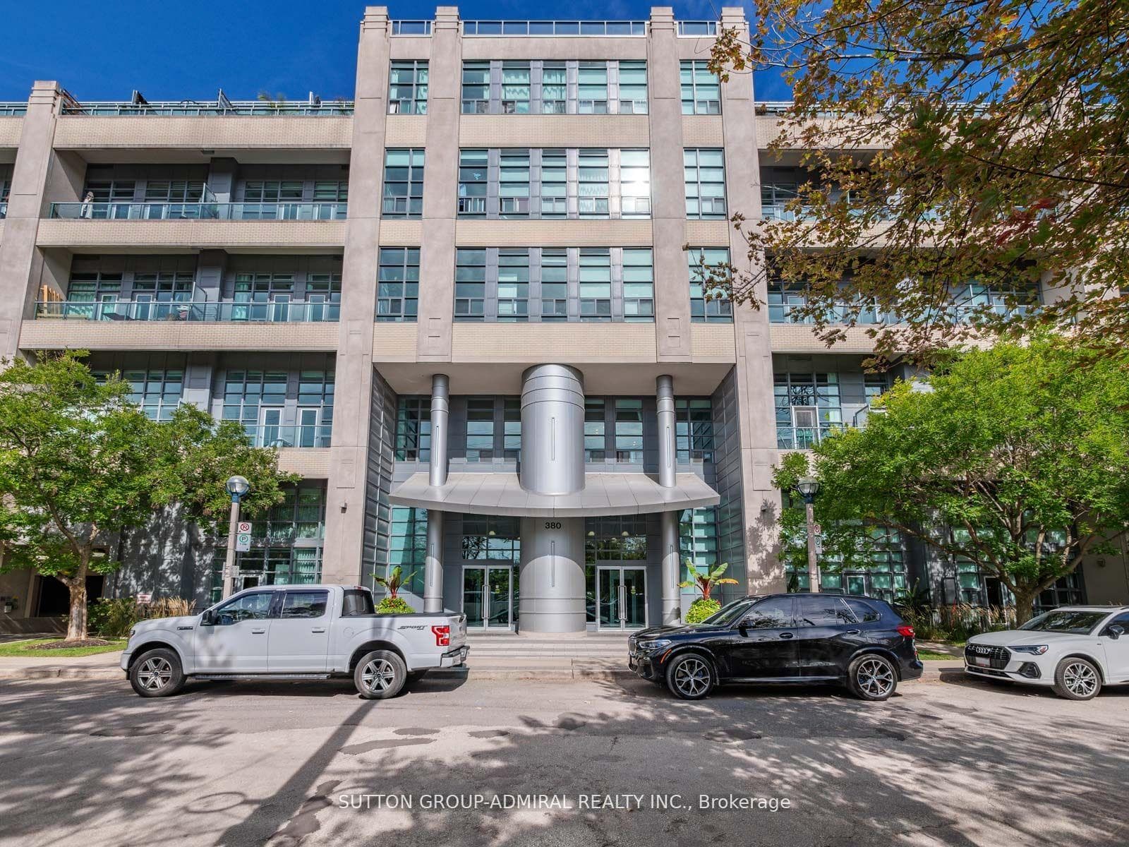 380 Macpherson Avenue Unit 134 photo 39