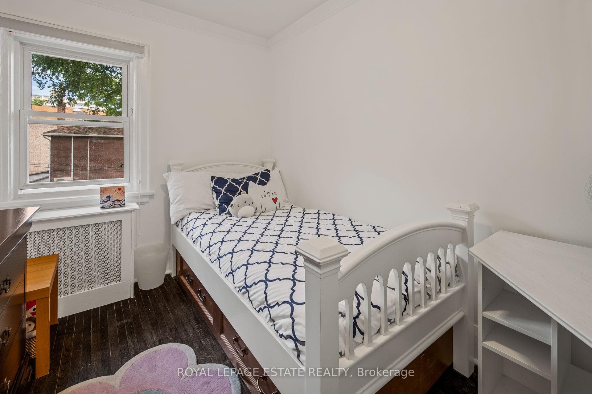 512 Soudan Avenue photo 19