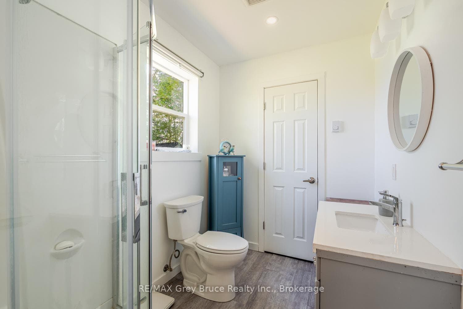 130 Crooked Hill Road photo 8