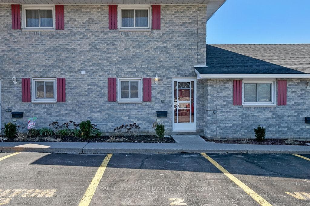 73 Lywood Street Unit 2 photo 3