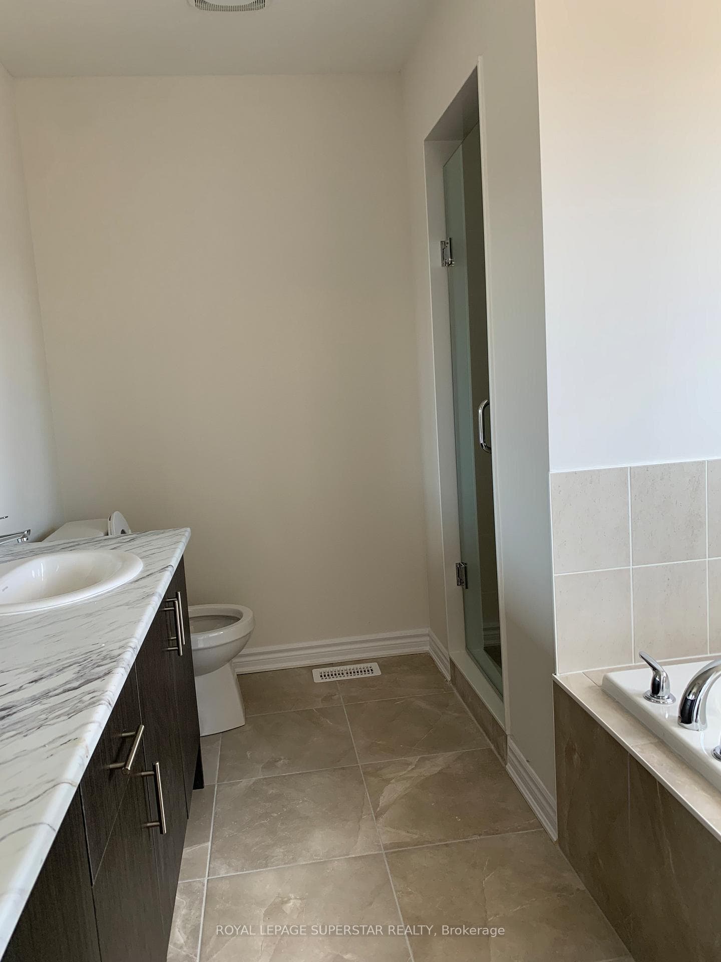 49 Eberhardt Drive photo 20
