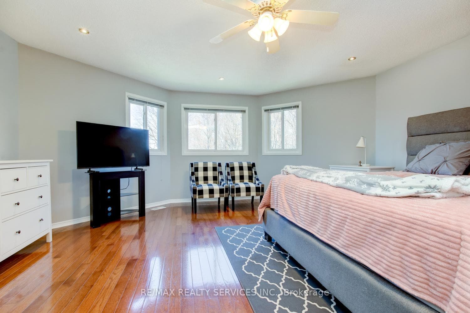 3 Nymark Place photo 24