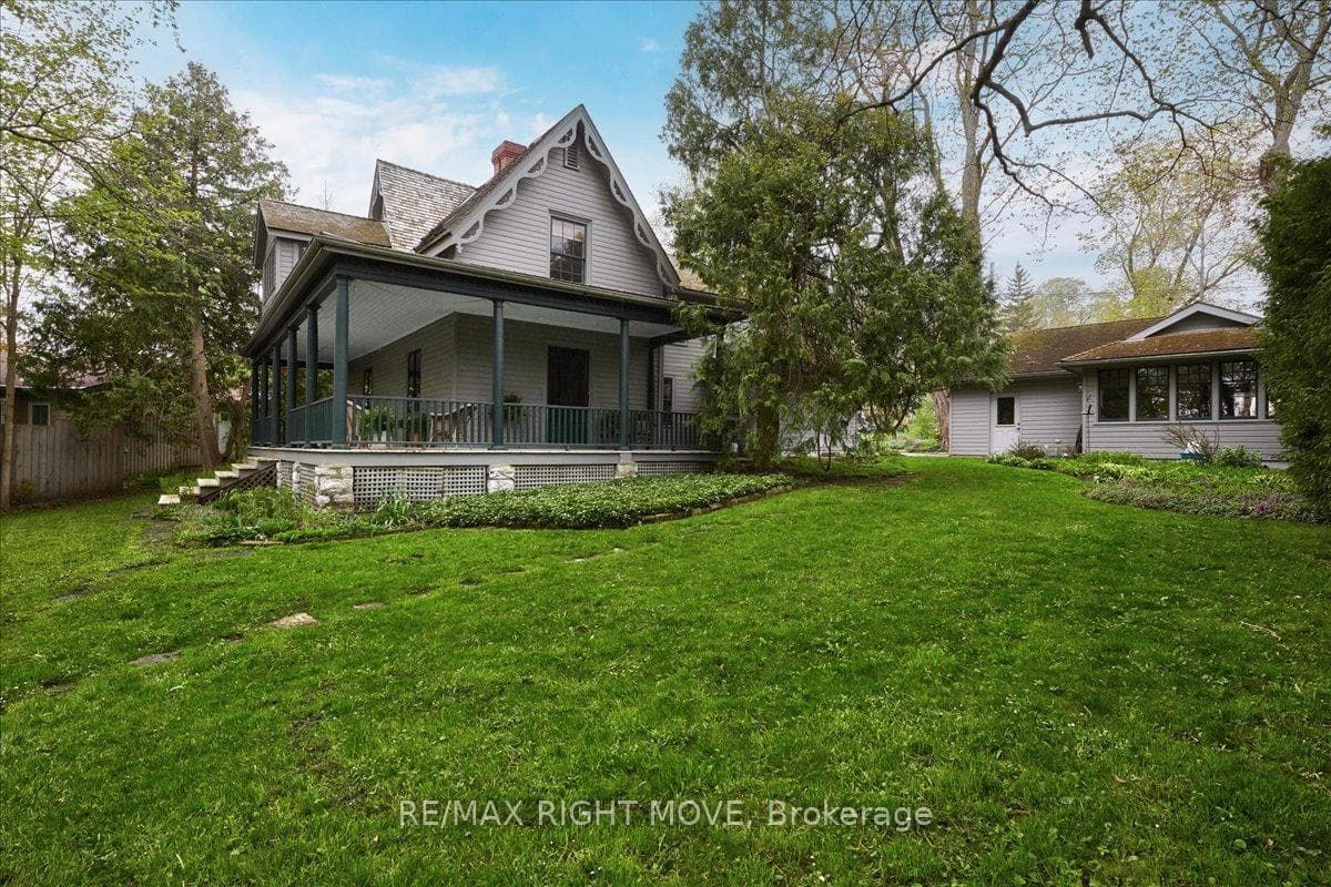 136 Matchedash Street photo 38