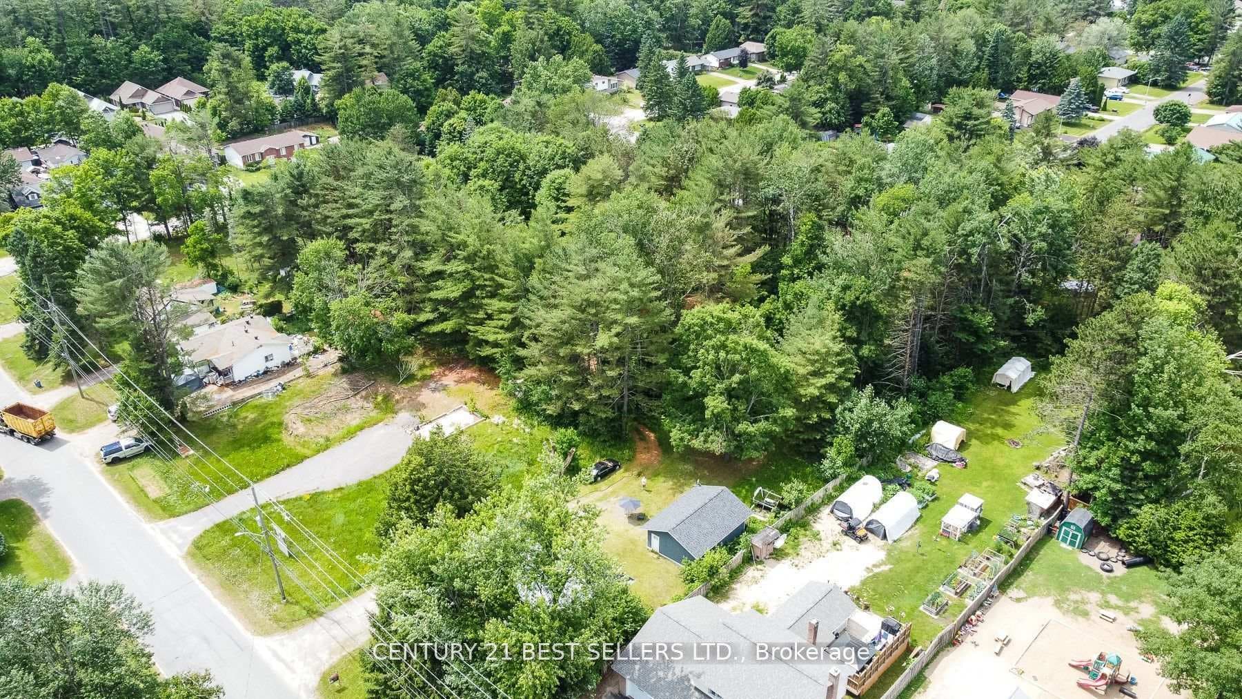 253 Maple Street photo 7