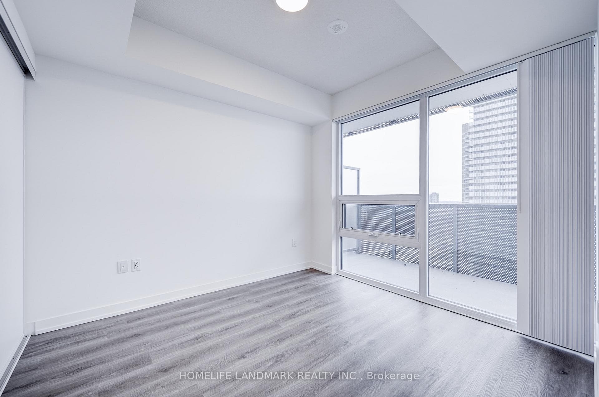 138 Downes Street Unit 2706 photo 29