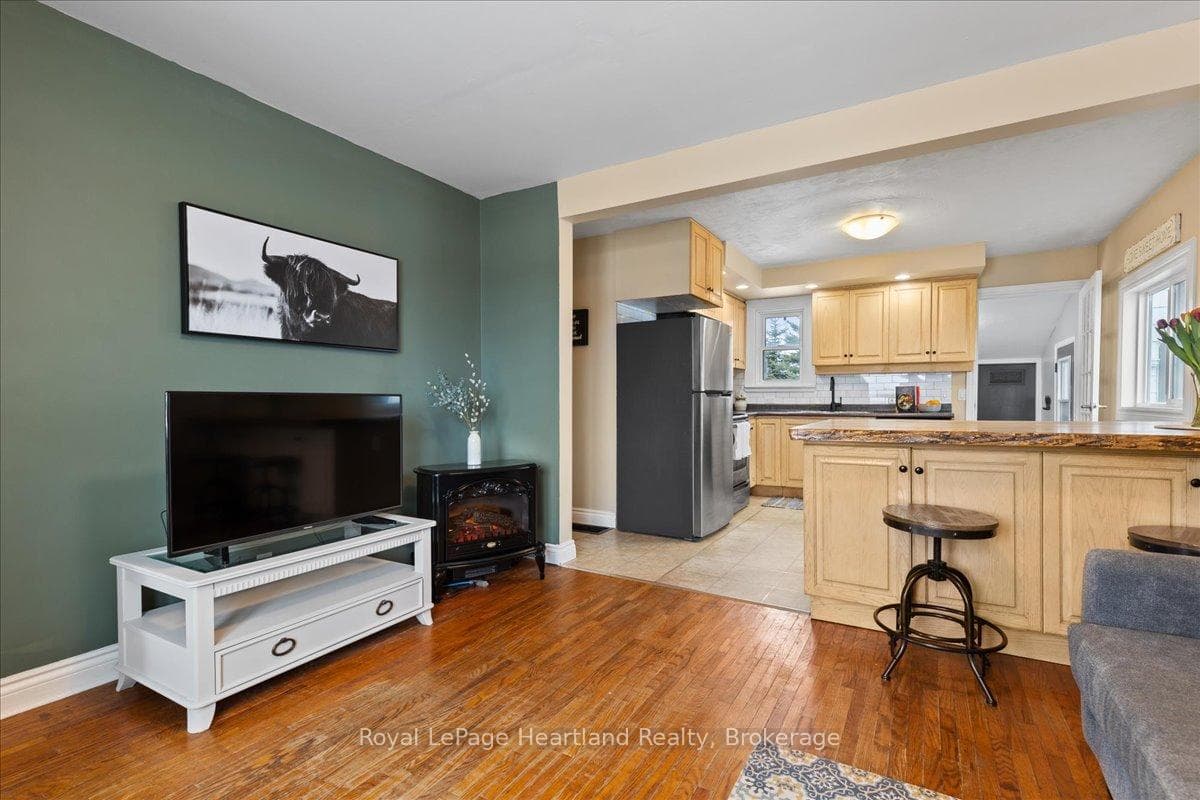 7637 Wellington Road 7 N/A photo 7