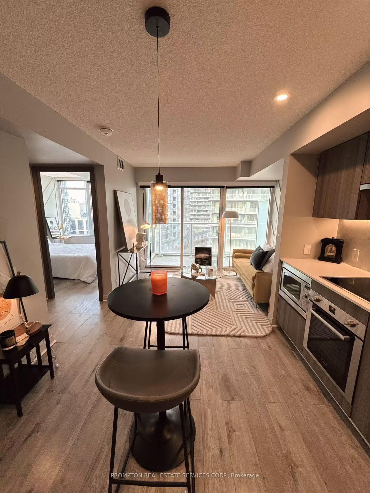 19 BATHURST Street Unit 1116 photo 37