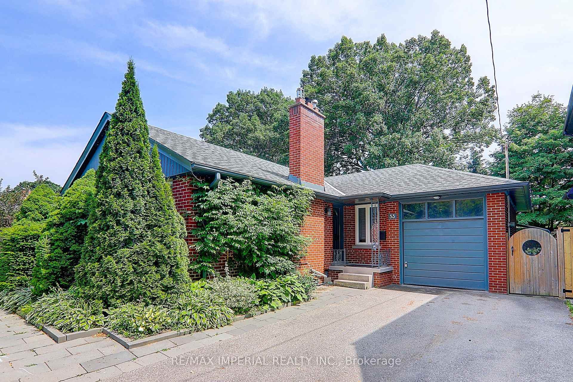 53 Saybrook Avenue photo 2