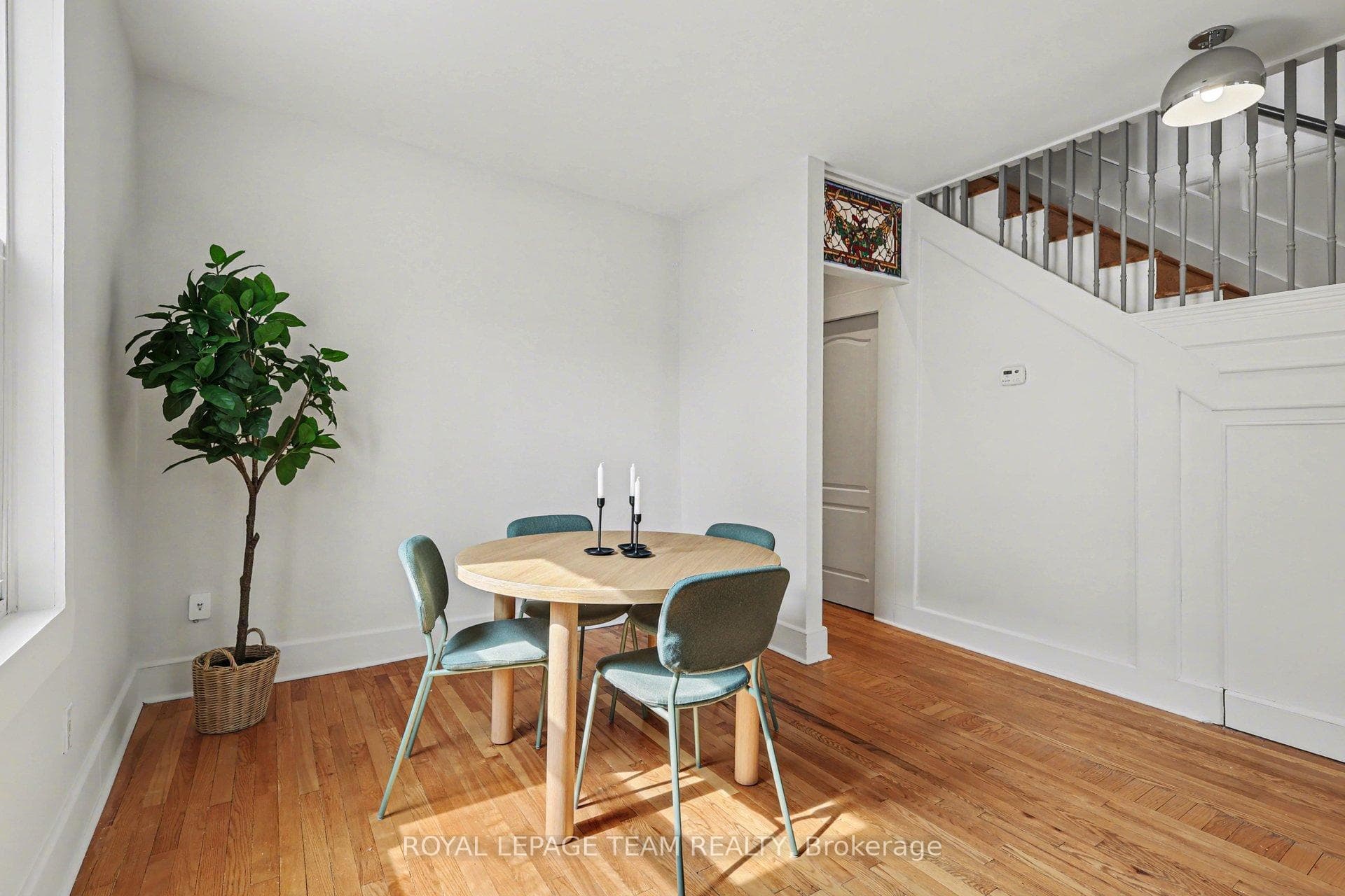 236 Emond Street photo 8