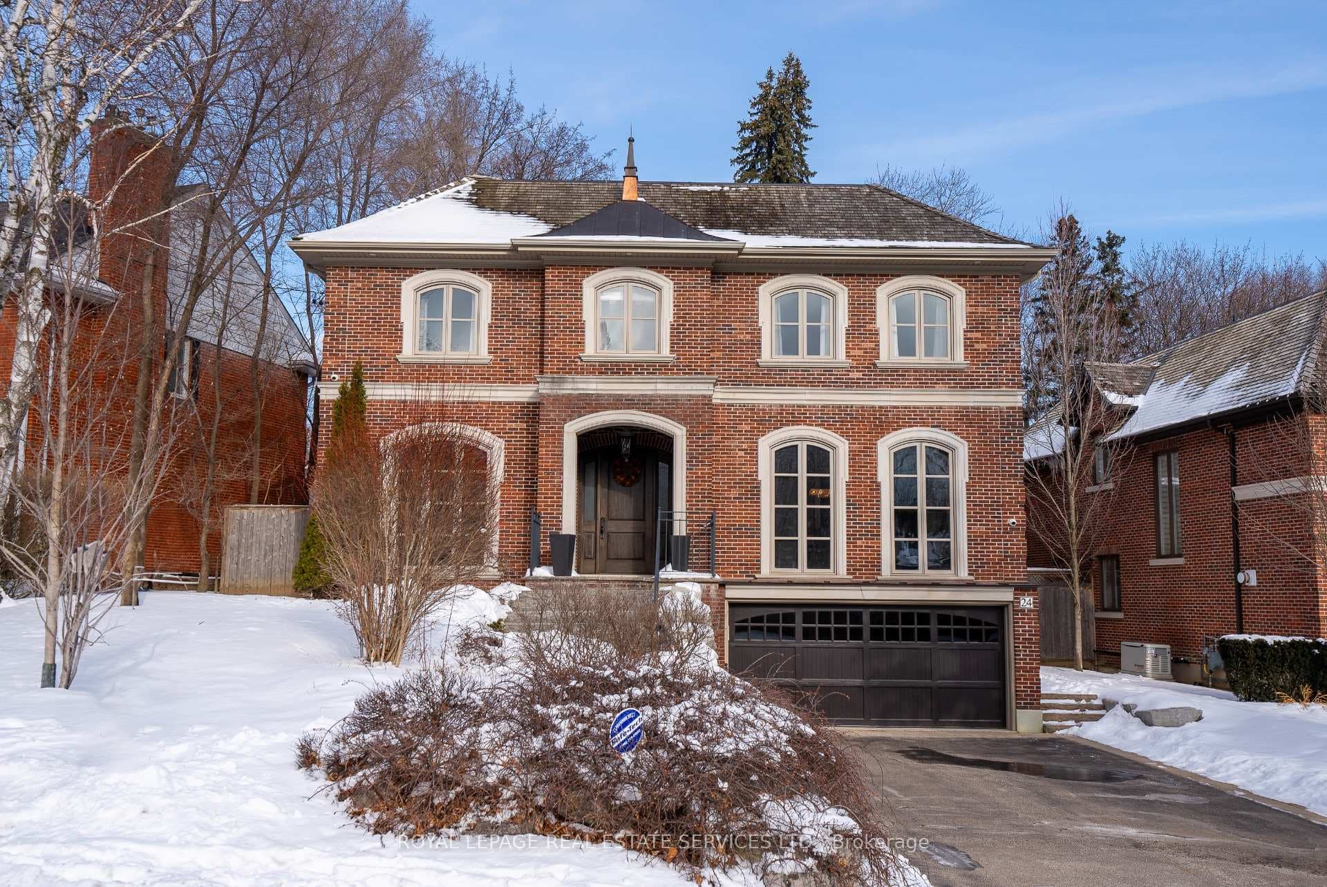 24 Hartfield Road photo 1