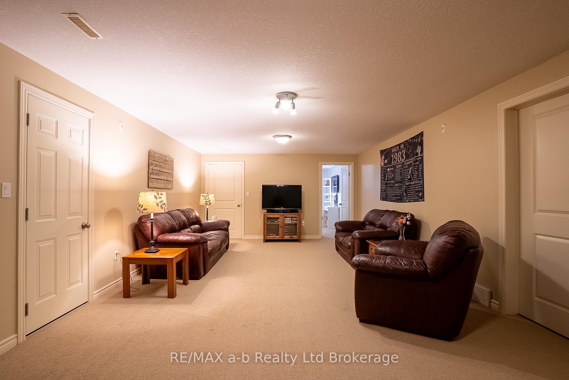 4 Otterview Drive photo 26