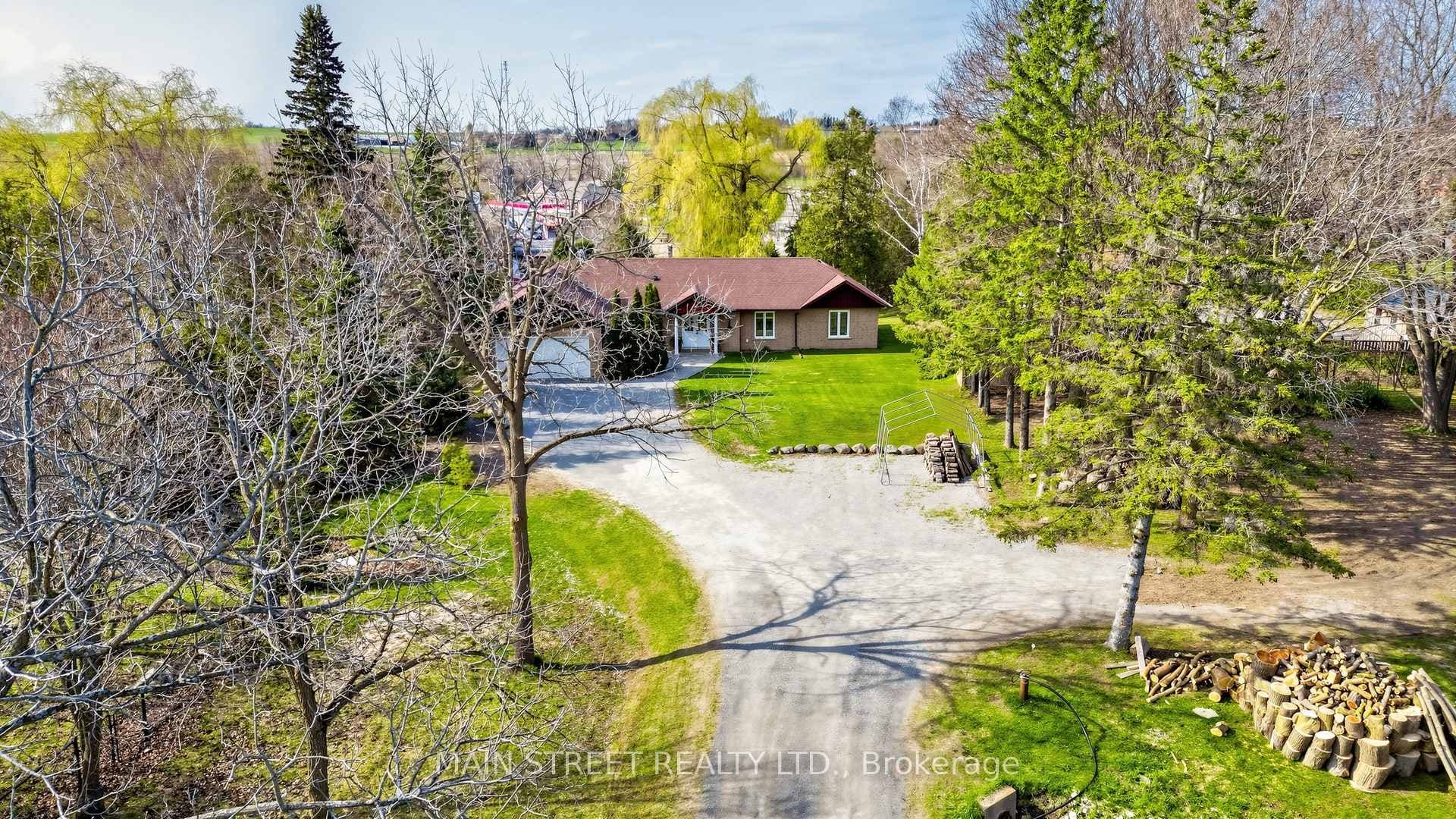 Country Living in the Hamlet of Leaskdale