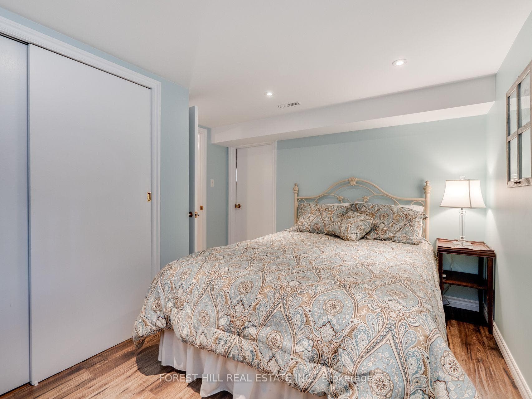 44 Ellesboro Drive photo 15