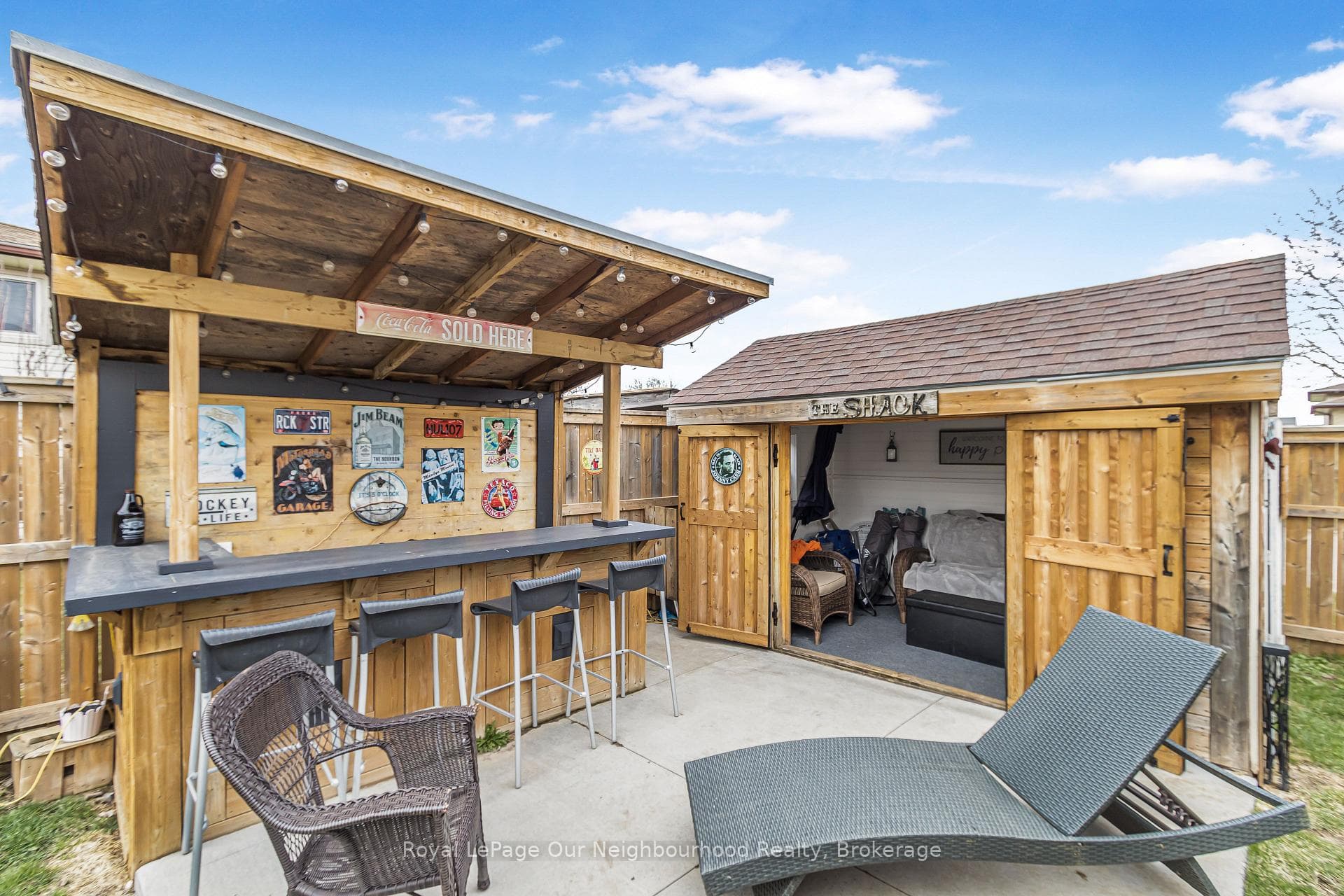 2 Woodfern Road photo 43