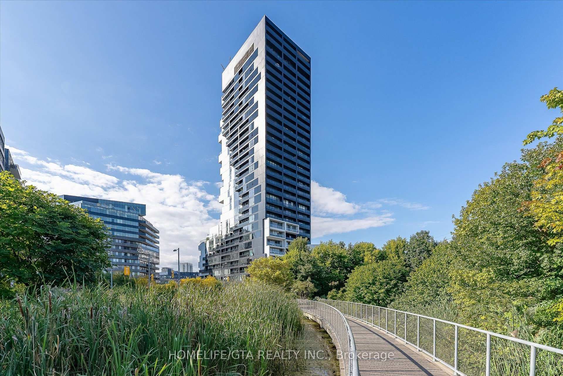 170 Bayview Avenue Unit 612 photo 1