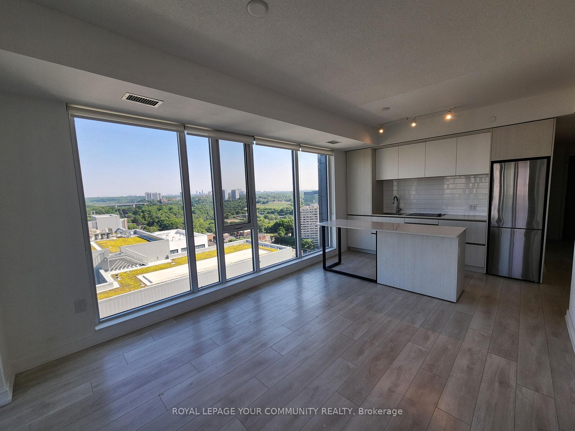225 Sumach Street Unit 2109 photo 16