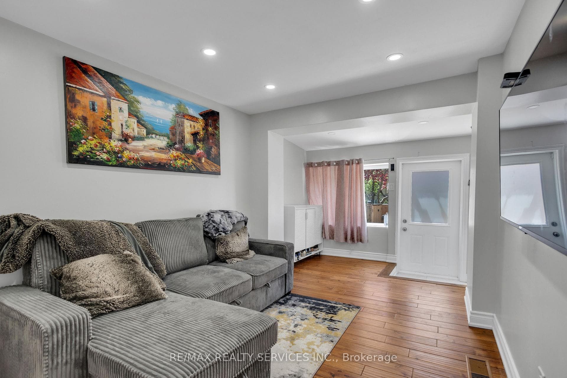 827 Craven Road photo 12