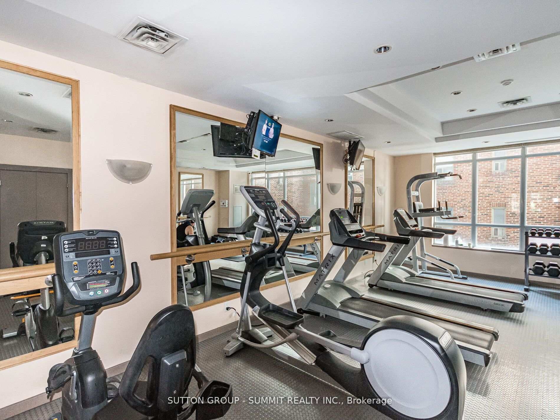 212 Eglinton Avenue Unit 1704 photo 20