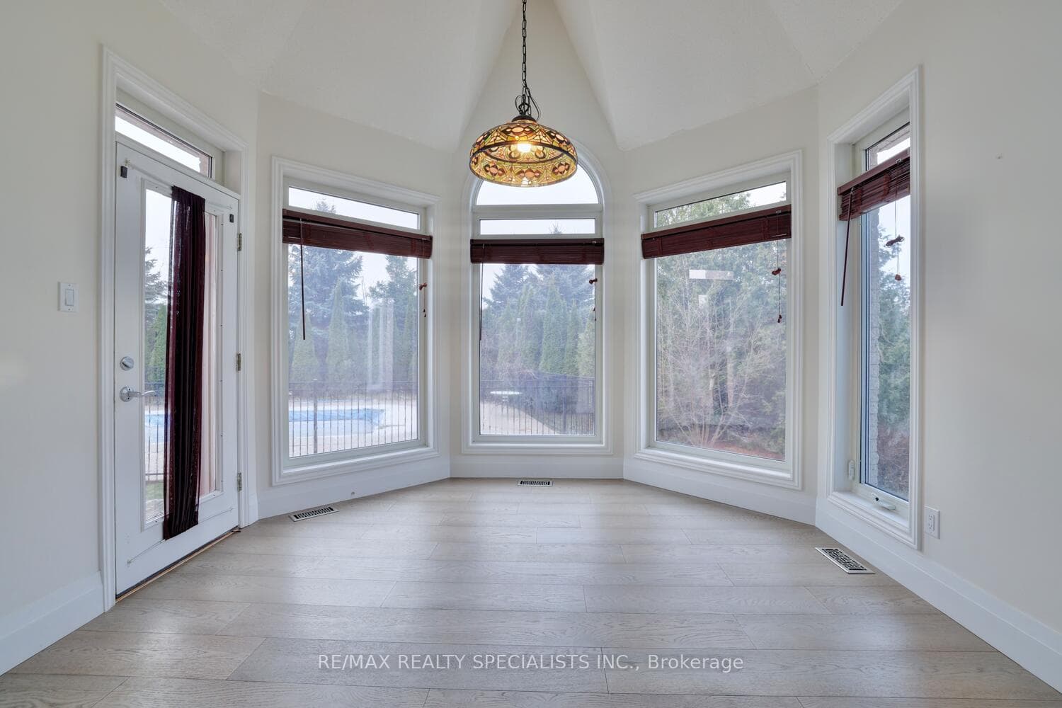 Breakfast Room O/L Salt Water Pool.