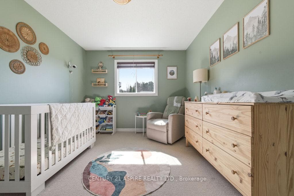 64 Spruce Street photo 21