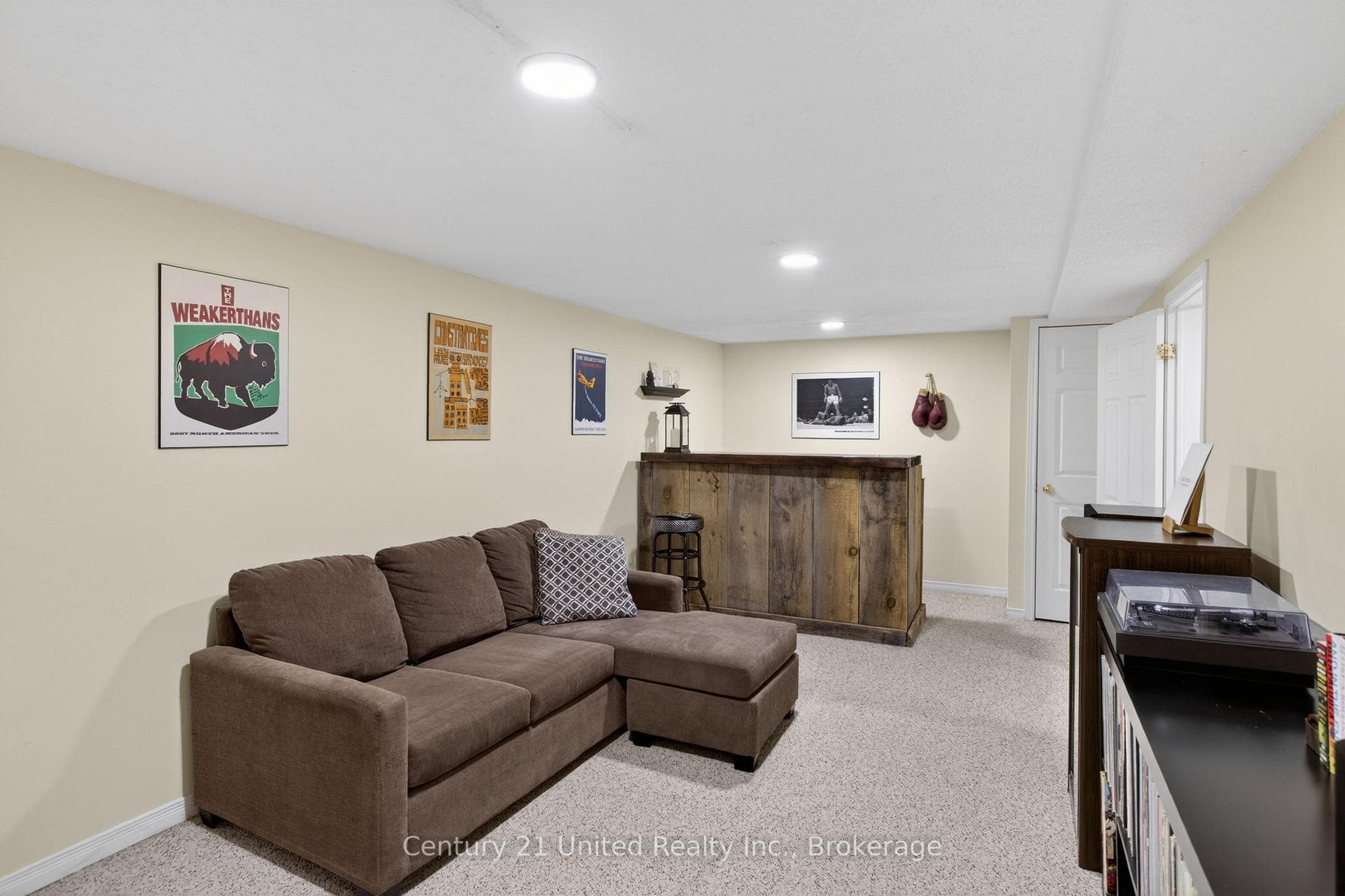 1169 Danita Boulevard photo 29