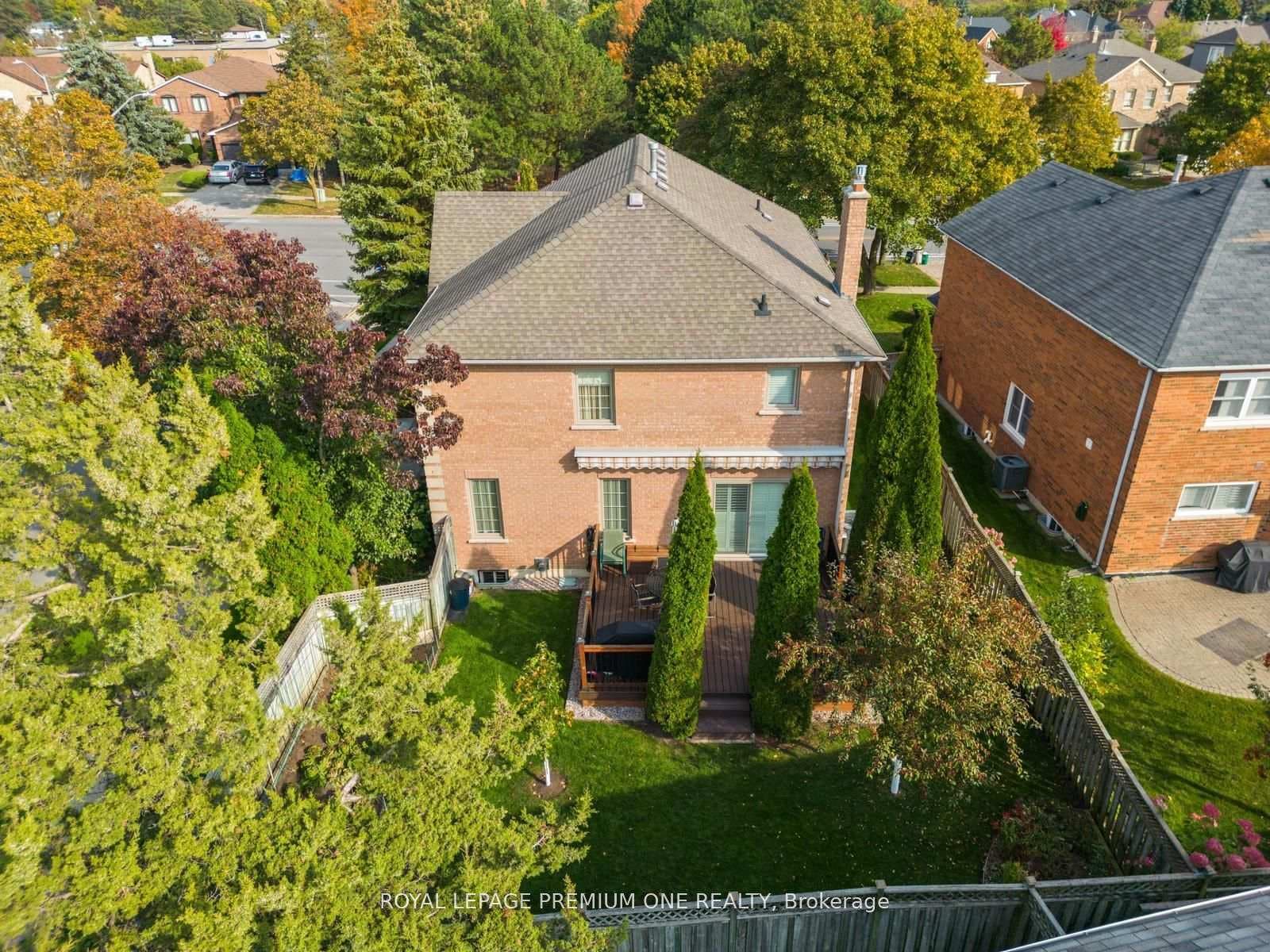 536 Village Parkway photo 42