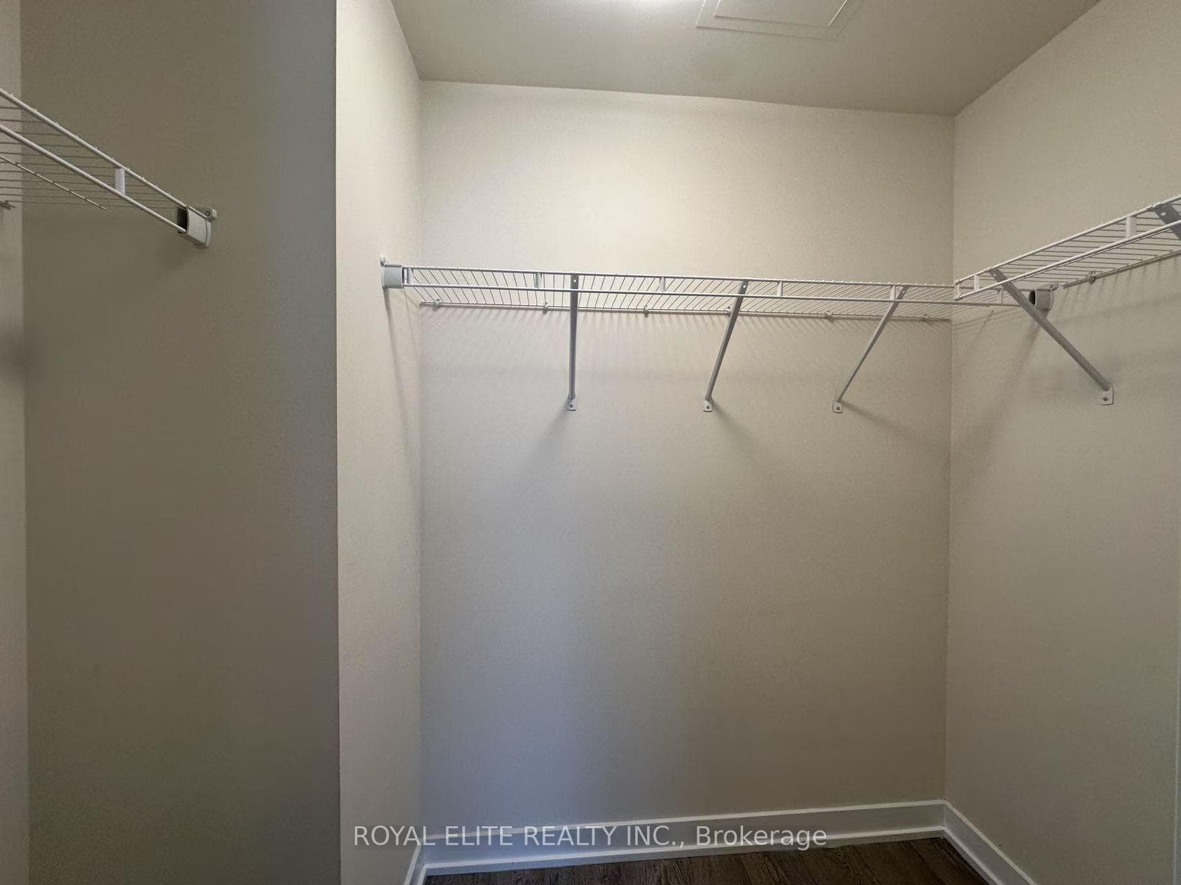 99 John Street Unit 2305 photo 14