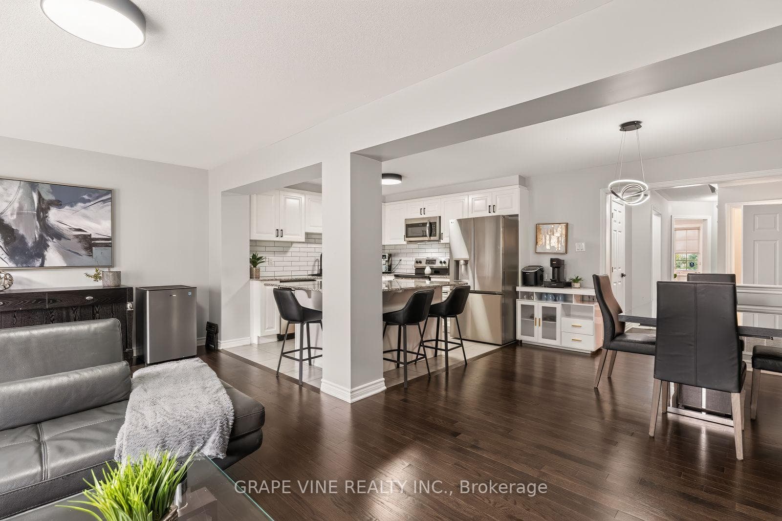 3566 River Run Avenue photo 13