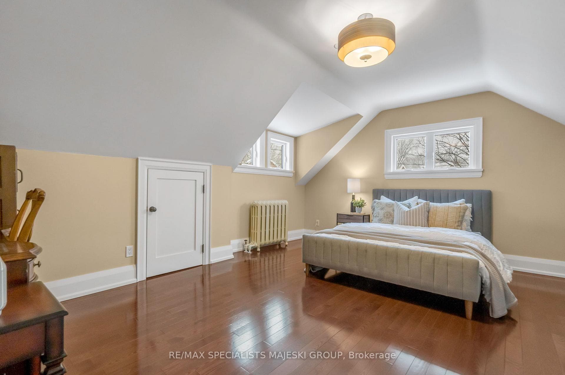41 Superior Avenue photo 29