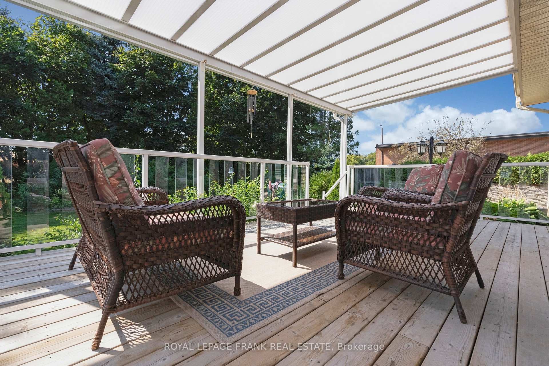 906 Liverpool Road photo 9