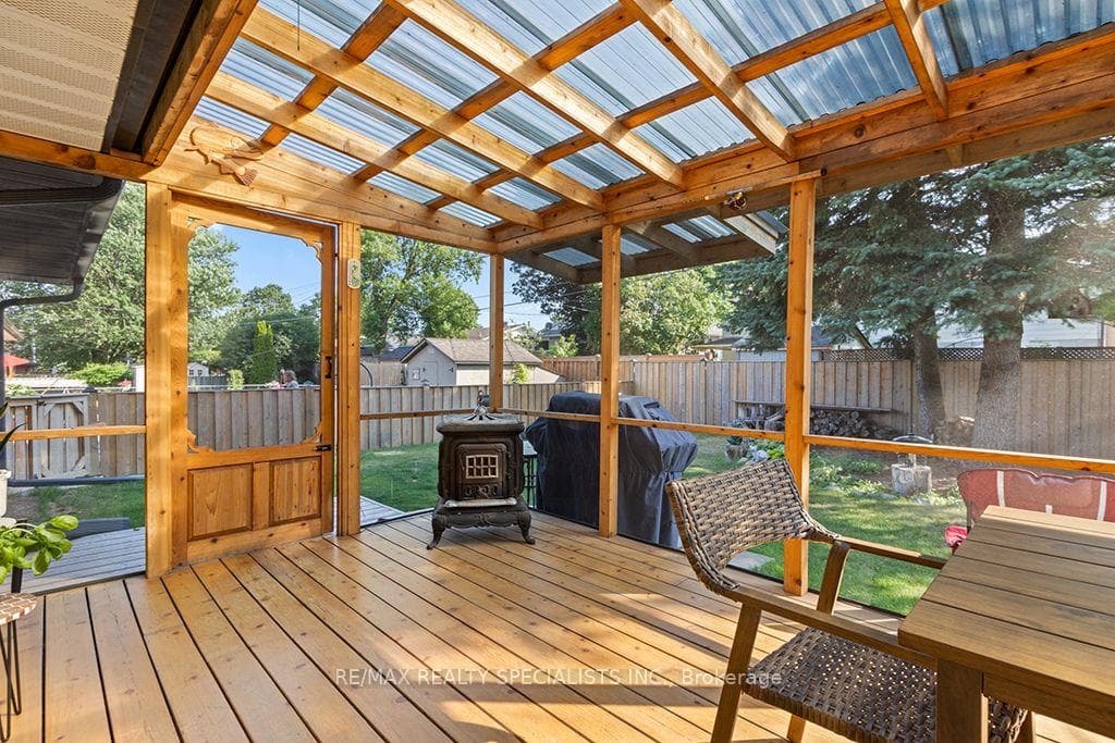 88 Shirley Street photo 33