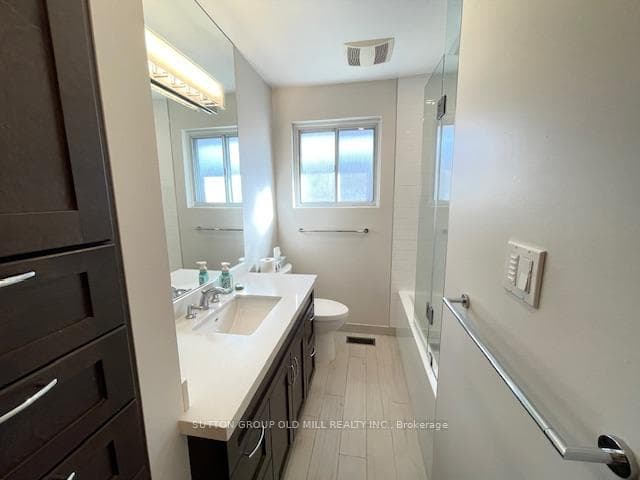 37 Tapley Drive photo 9