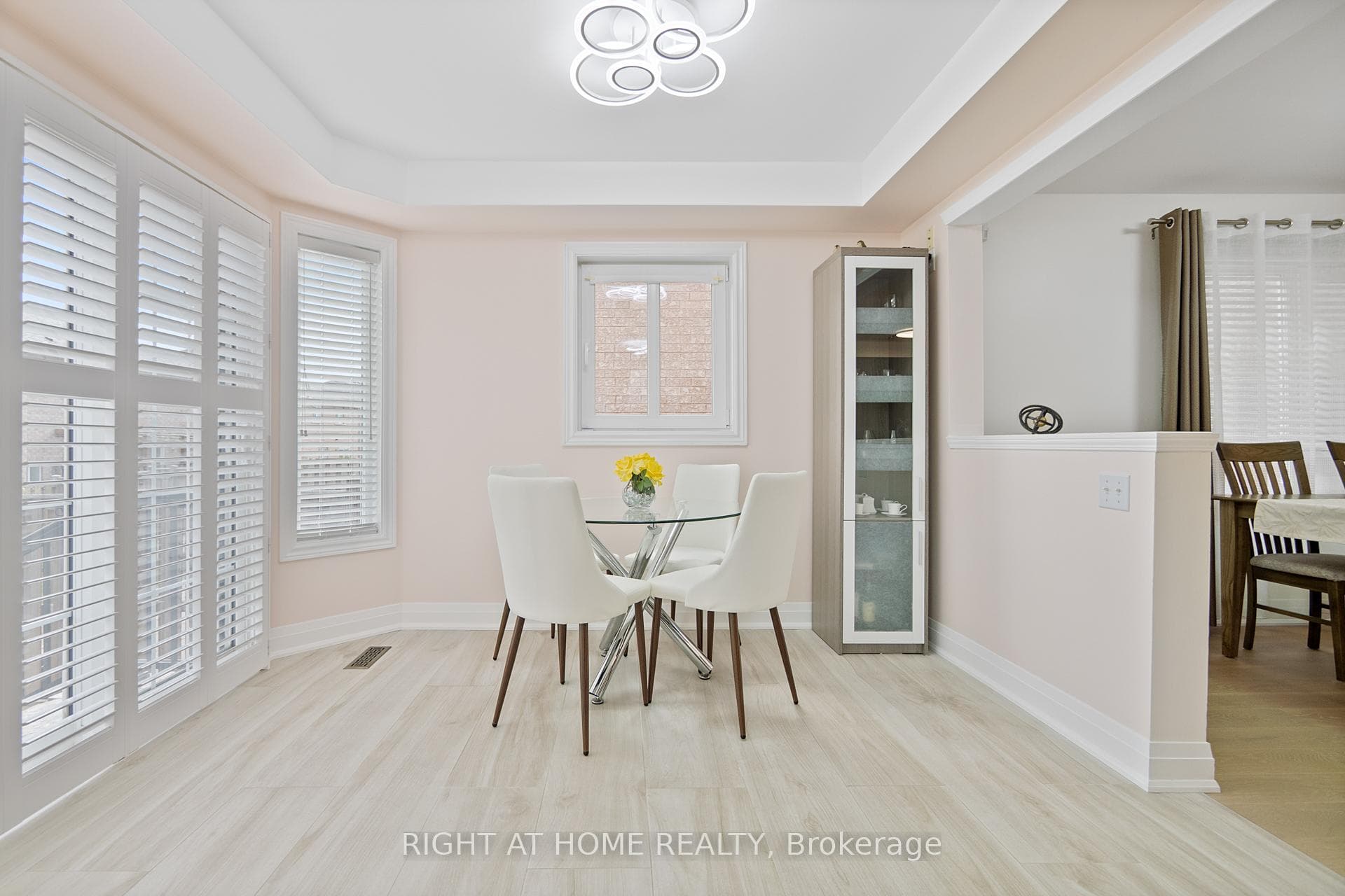 29 Neuchatel Avenue photo 9