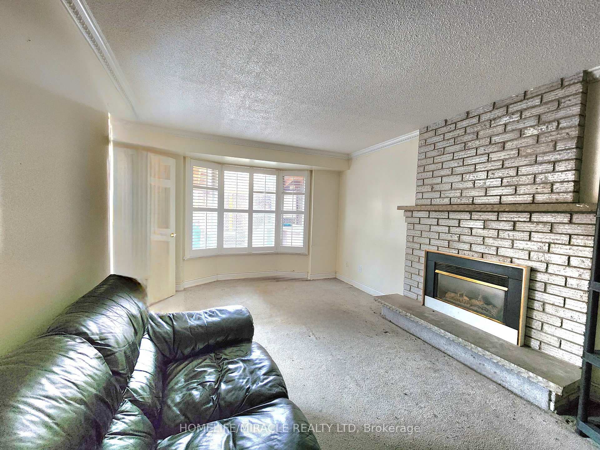 30 Niles Court photo 9