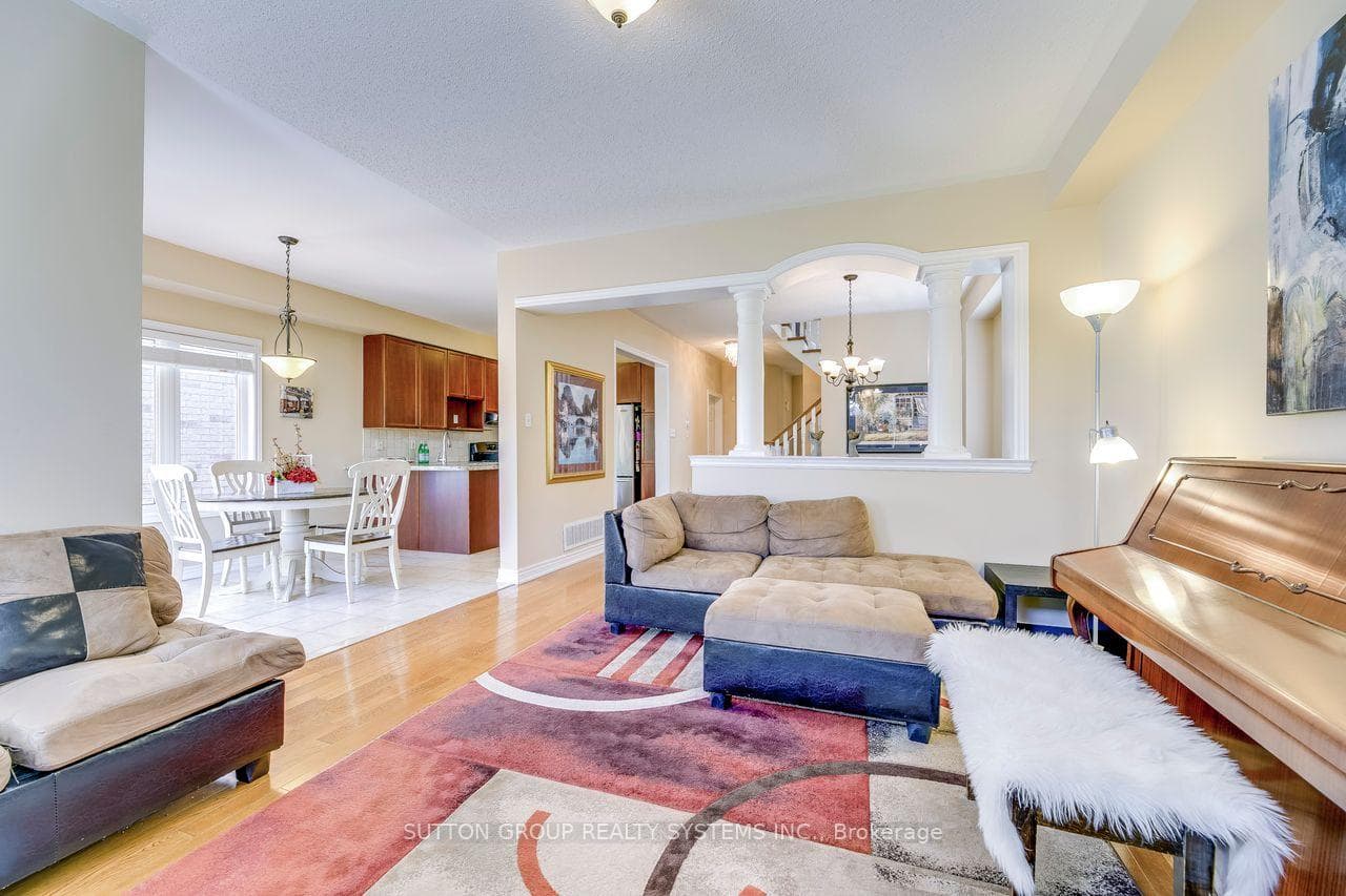 2408 Hilda Drive photo 16