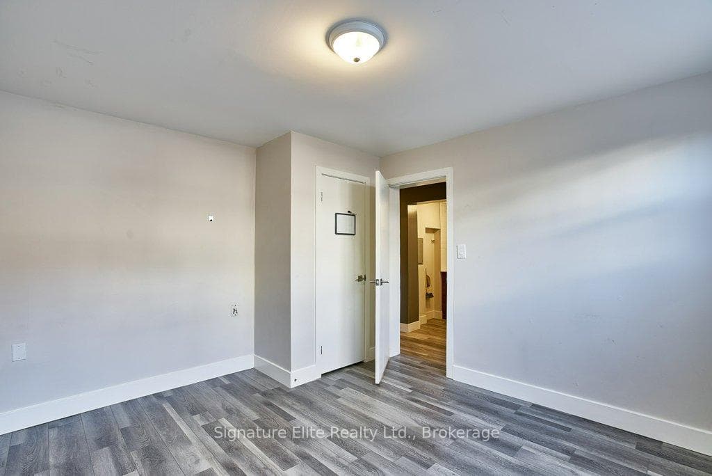 112 Alder Crescent Unit 102 photo 12